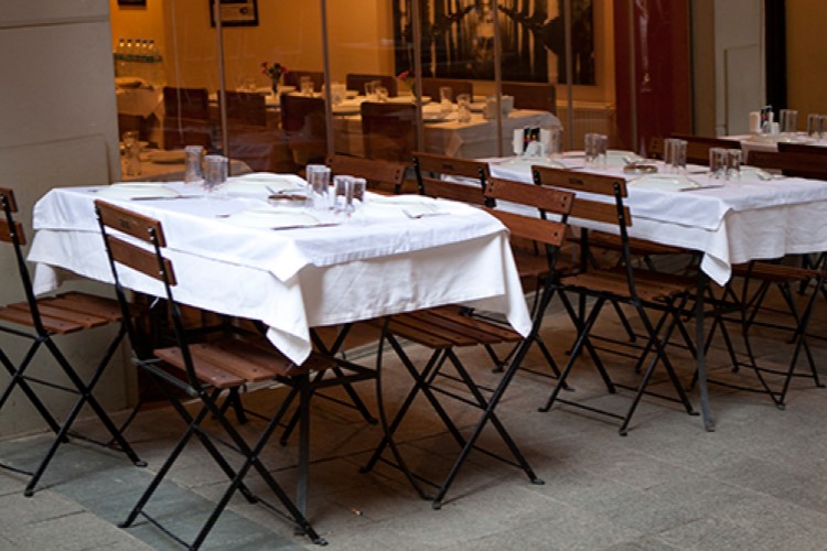 Madeleine Bistro Chairs and Table with White Tablecloth